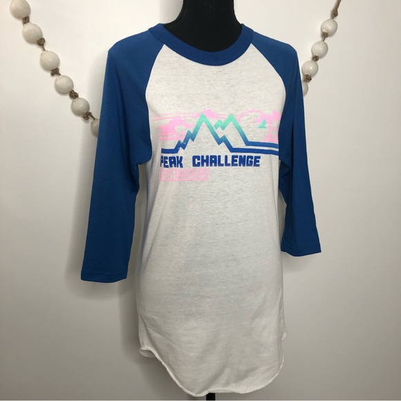 NWOT Peak Challenge Gatlinburg TN T-shirt Adult Small Blue White - Picture 1 of 9